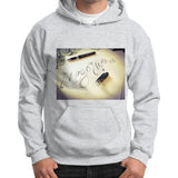 Gildan Hoodie (on man) Ash grey Megamarca