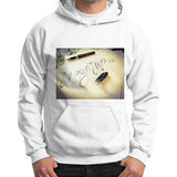 Gildan Hoodie (on man) White Megamarca