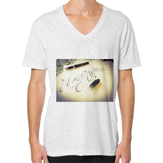 V-Neck (on man) Ash grey Megamarca