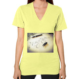 V-Neck (on woman) Lemon Megamarca