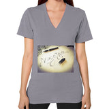 V-Neck (on woman) Slate Megamarca